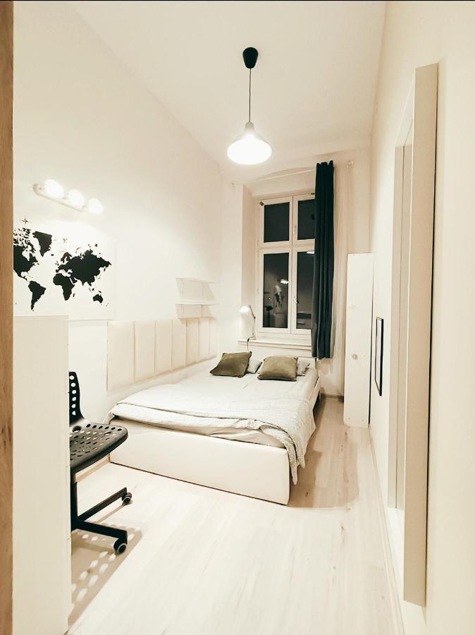 Centrum Apartment Rooms Лодзь Экстерьер фото